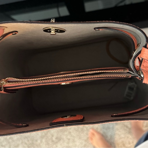 Orange Leather Tote Bag With Matching Wallet - Picture 4 of 7